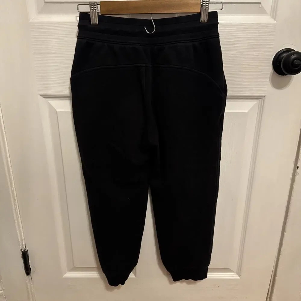 Lululemon Scuba‎ High-Rise Cropped Jogger Black Size 4 Women’s